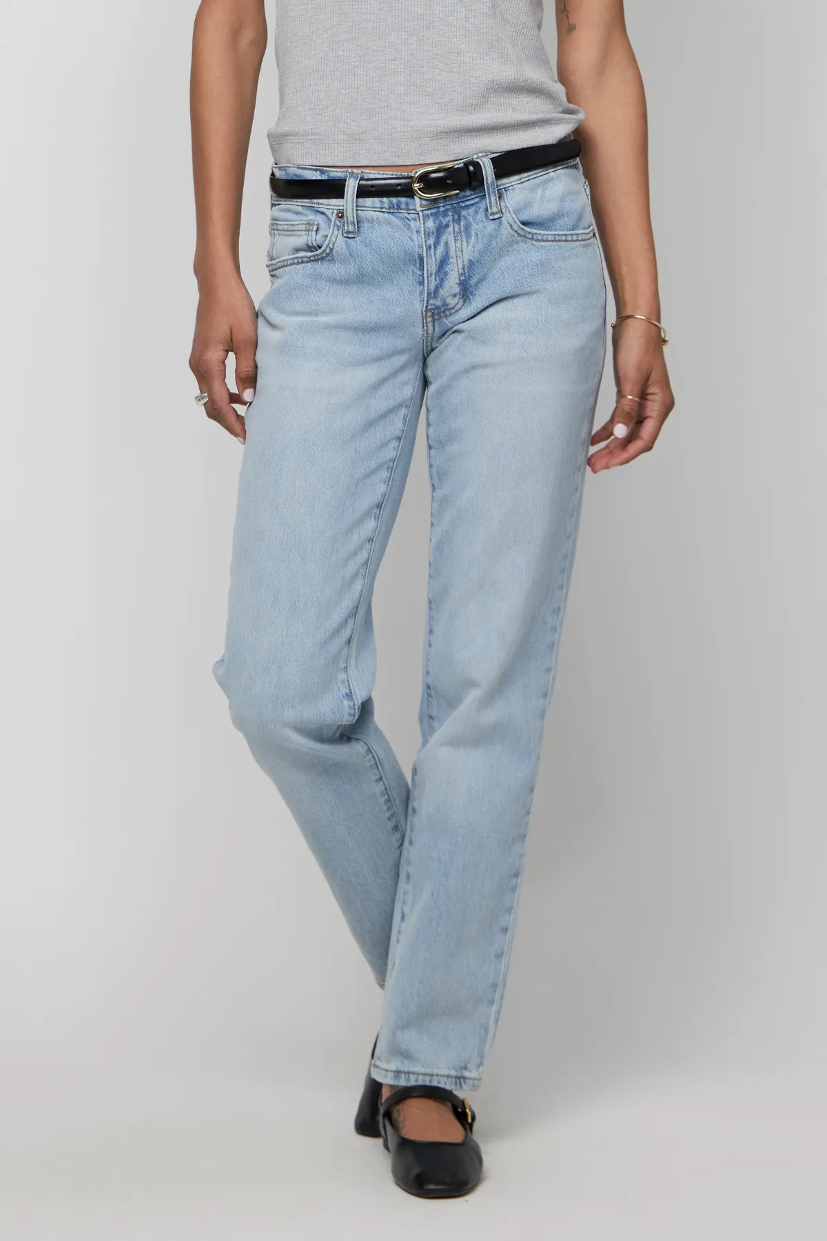 Chester Low Rise Slim Straight Light Indigo Worn
