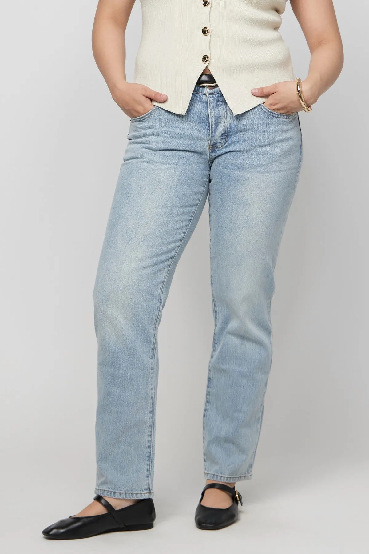 Chester Low Rise Slim Straight Light Indigo Worn