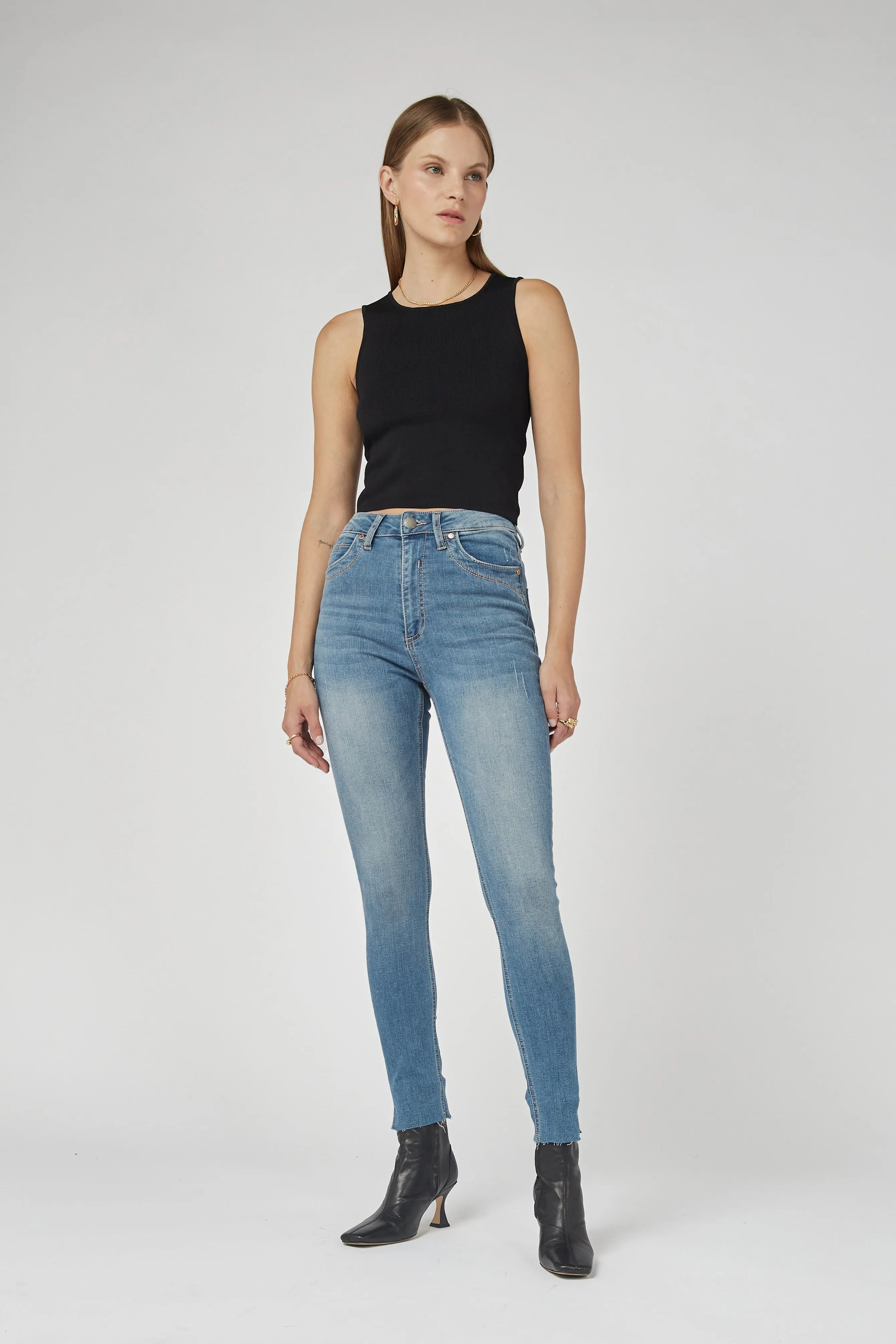 DCD High Waisted Insider Jeans