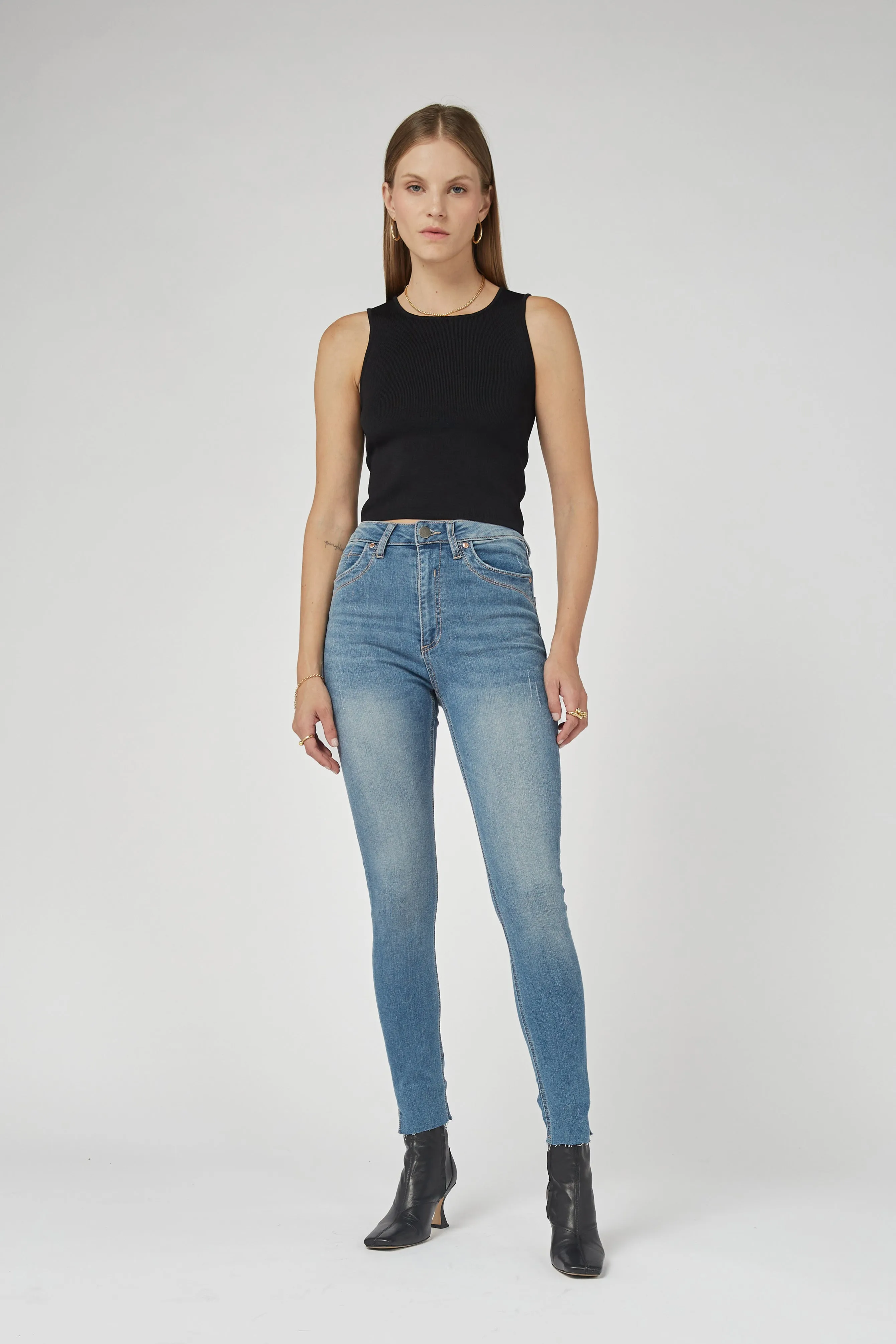 DCD High Waisted Insider Jeans