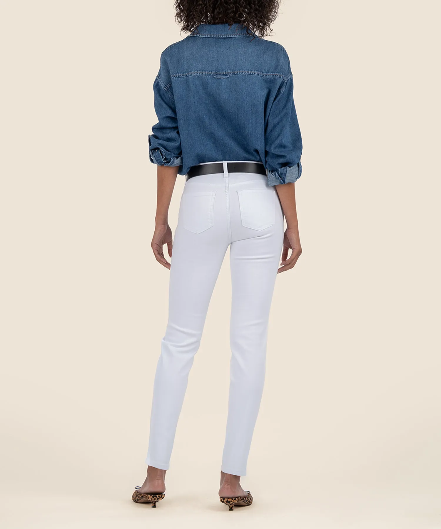 Diana Mid Rise Relaxed Fit Skinny