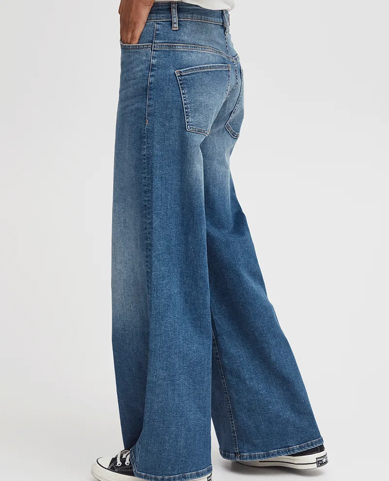 Ichi Twiggy Wide Medium Blue Flare Jeans