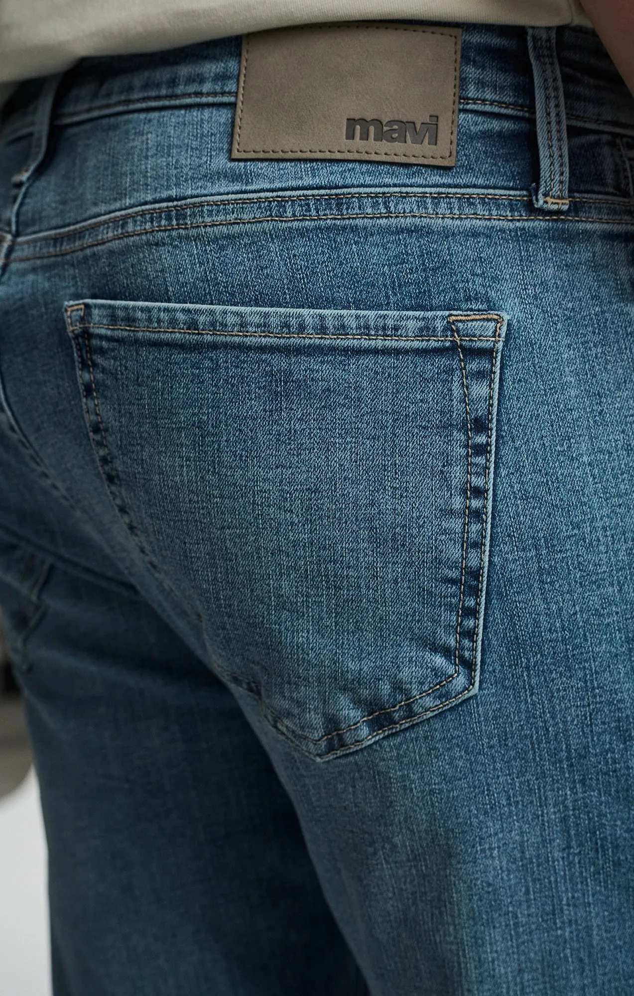JAKE SLIM LEG IN LIGHT BRUSHED ORGANIC VINTAGE