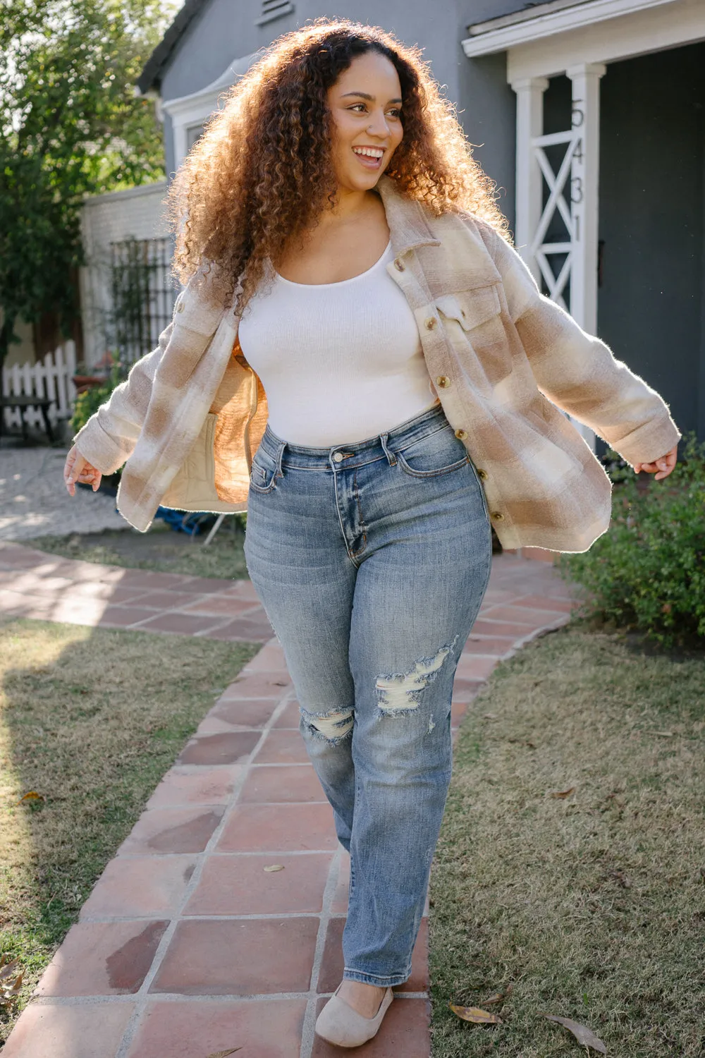 Kaylee High Waist Distressed Dad Jeans - PLUS
