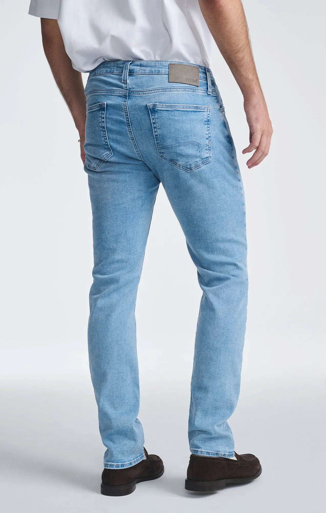 MARCUS SLIM STRAIGHT LEG IN AQUA BLUE FEATHER BLUE
