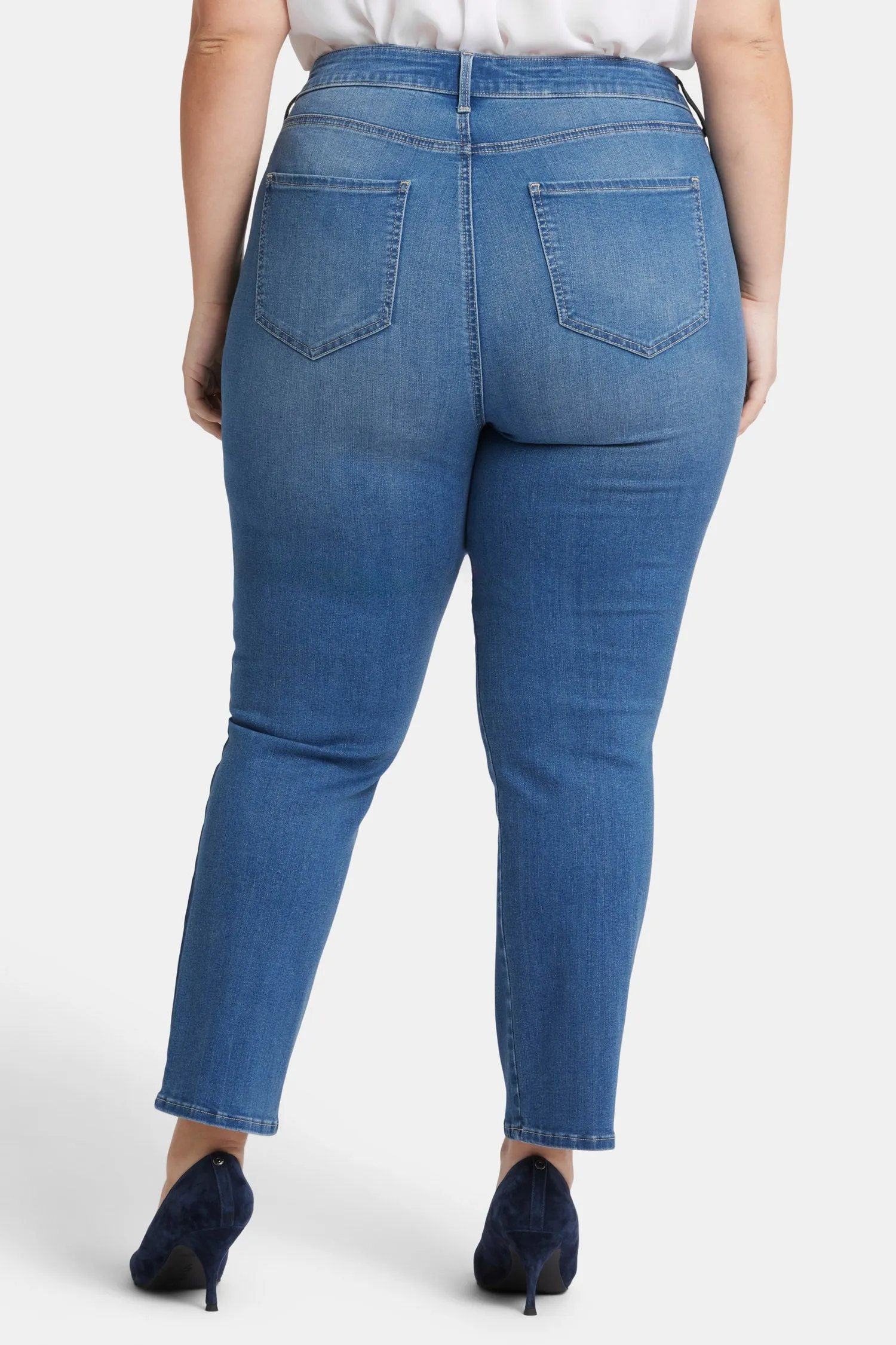 Marilyn Straight Ankle Jeans In Plus Size - Azure Wave