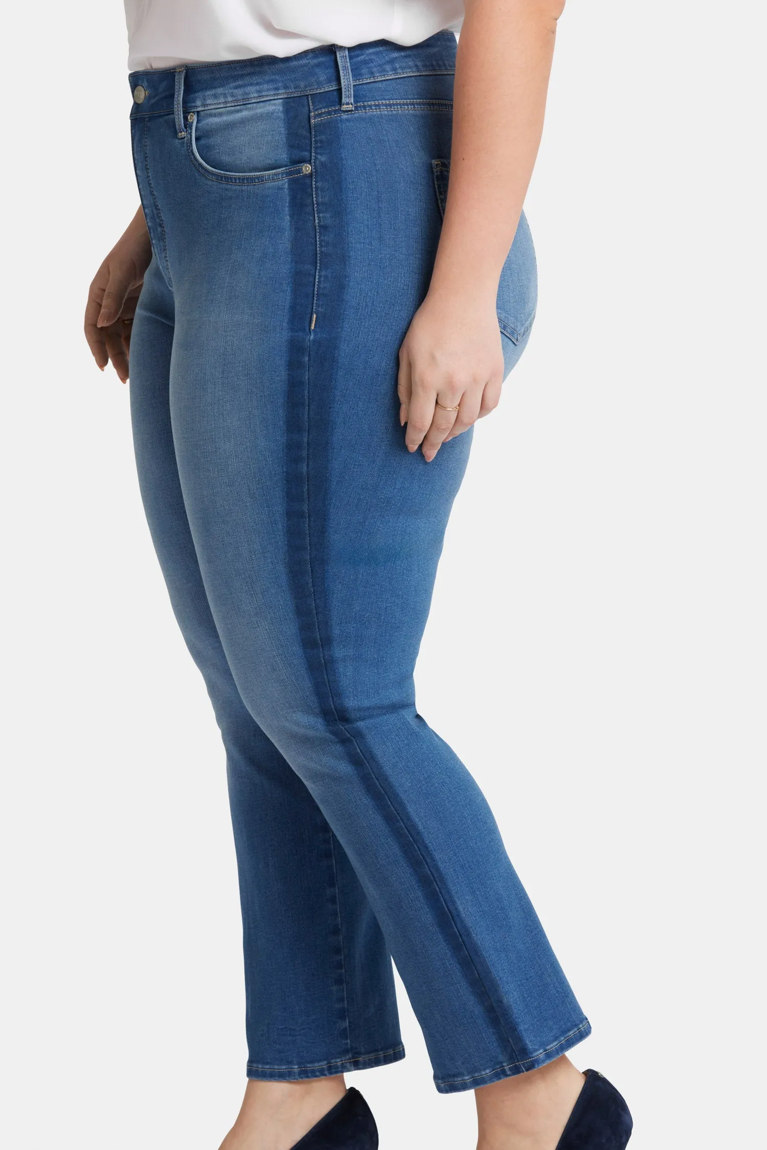Marilyn Straight Ankle Jeans In Plus Size - Azure Wave