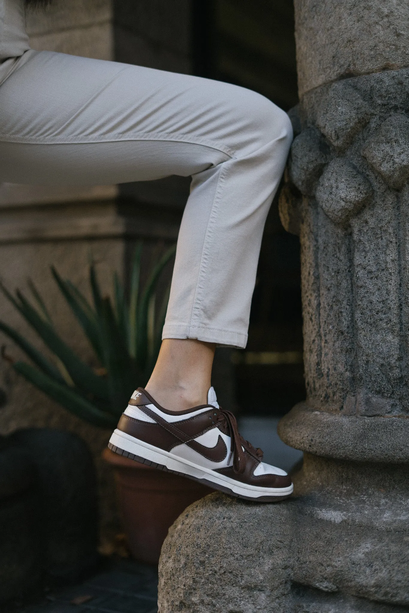MOM HIGH RISE - BEIGE