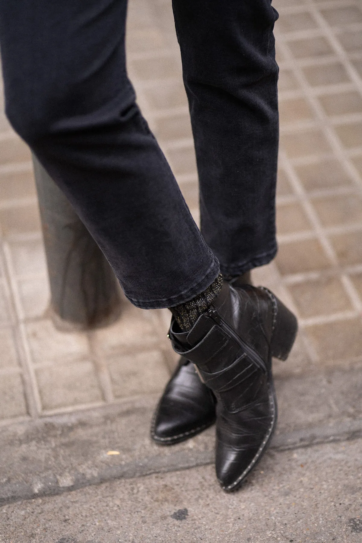 MOM HIGH RISE - BLACK