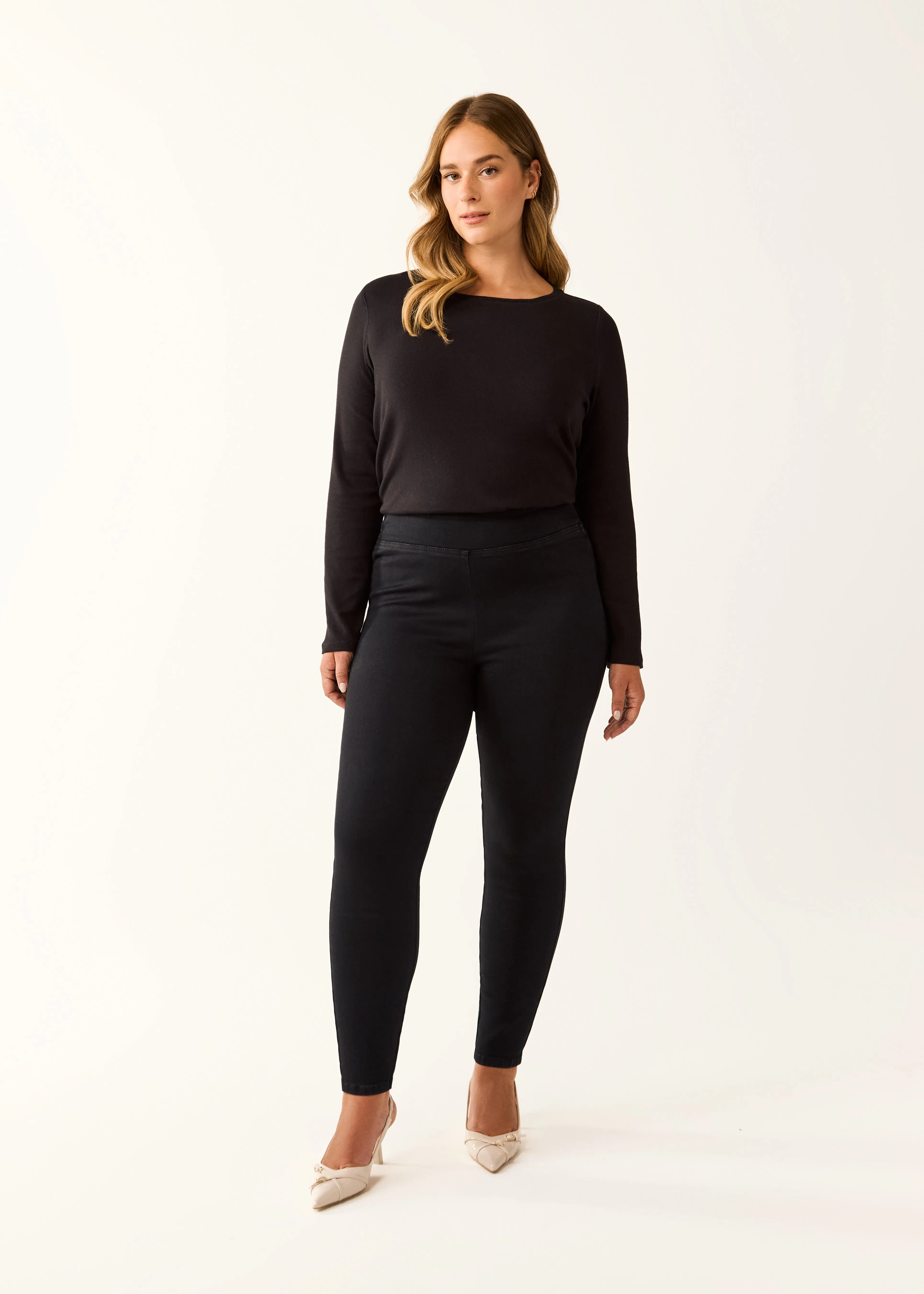 Pull-On Slim Ankle Denim
