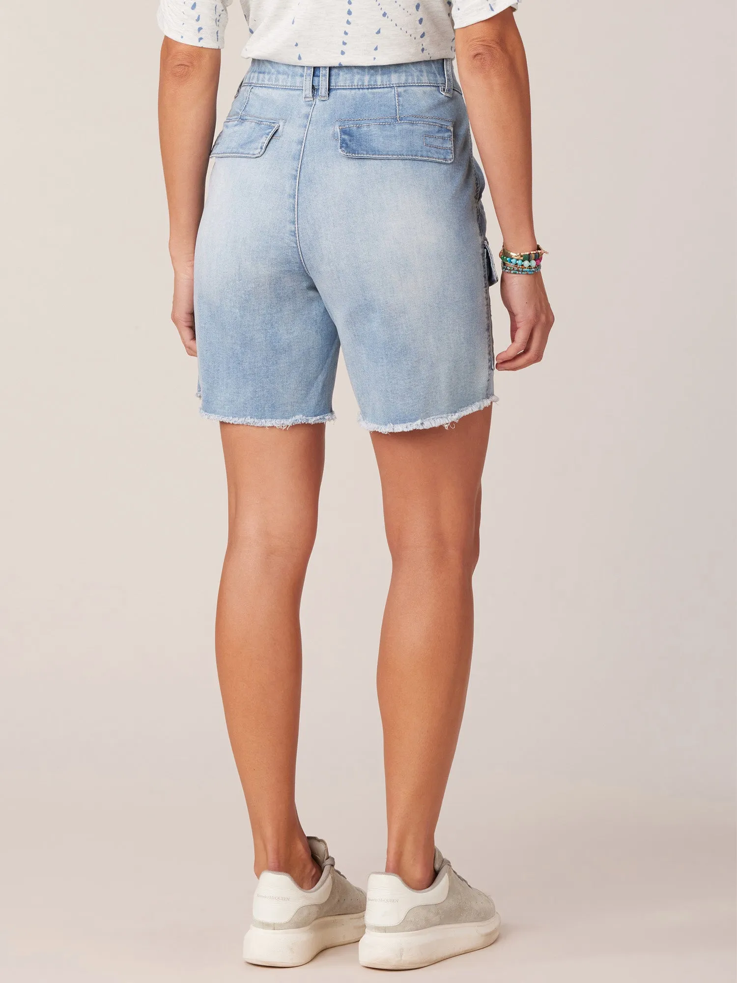 "Ab"solution Skyrise 7" Inseam Double Button Patch Pocket Cargo Short