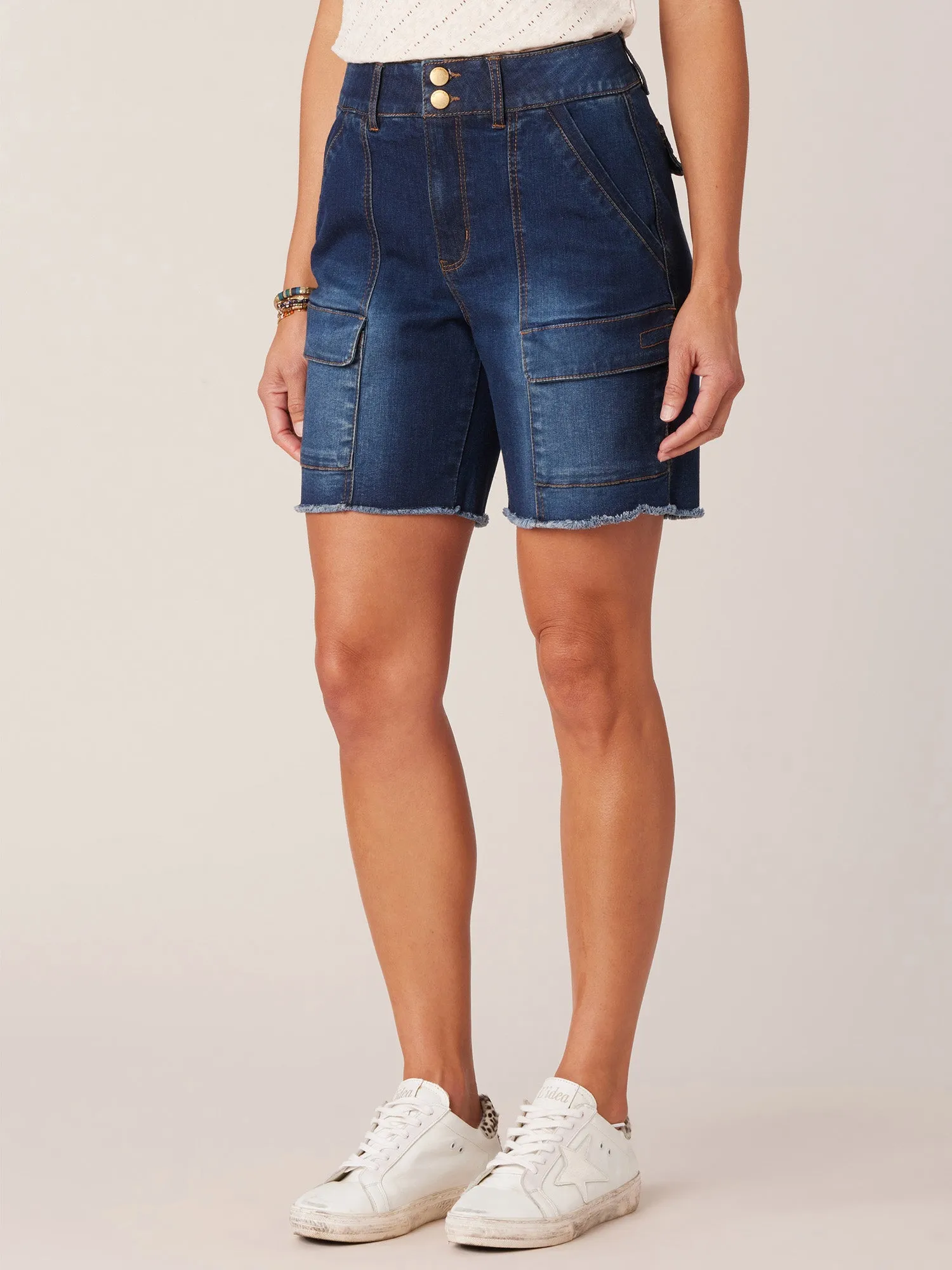 "Ab"solution Skyrise Double Button Flap Patch Pocket 7" Cargo Short