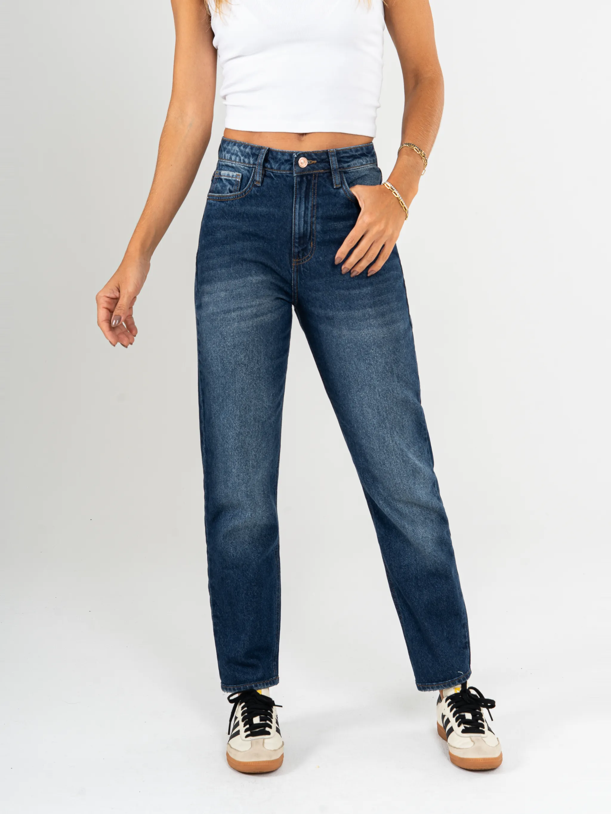 Ref: 065651 Jean Mom fit, rígido, tiro alto, tono azul oscuro
