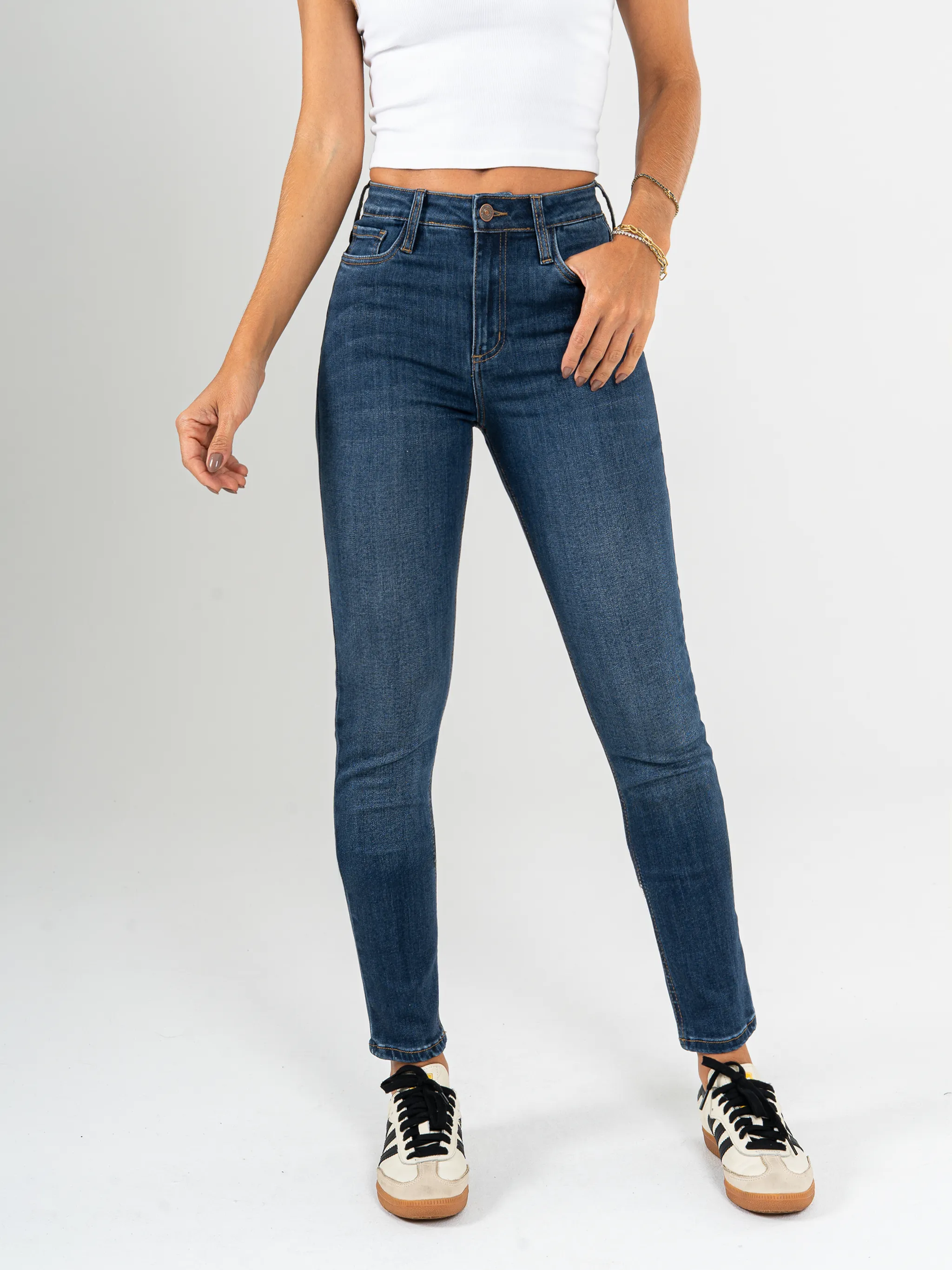 Ref: 065673 Jean Skinny stretch, tiro alto, tono azul medio