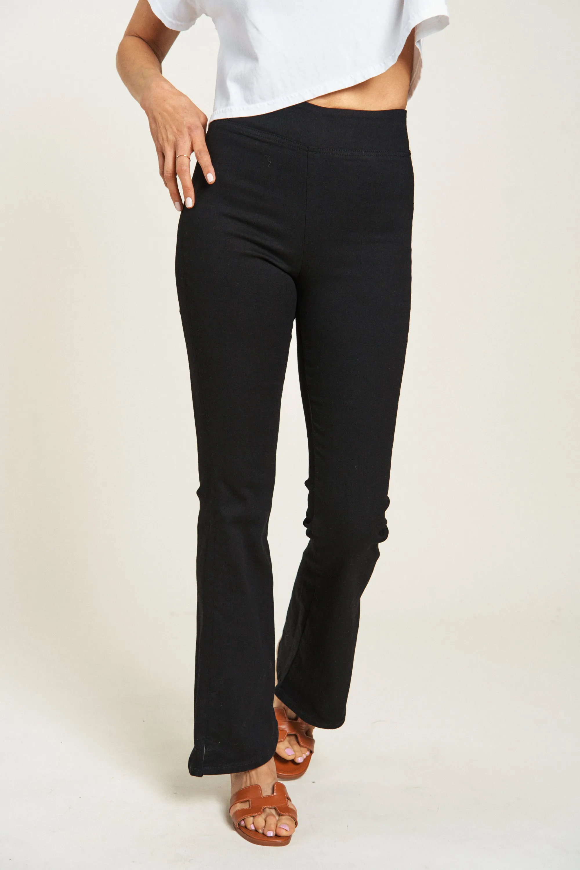Roxbury High Rise Flare Black