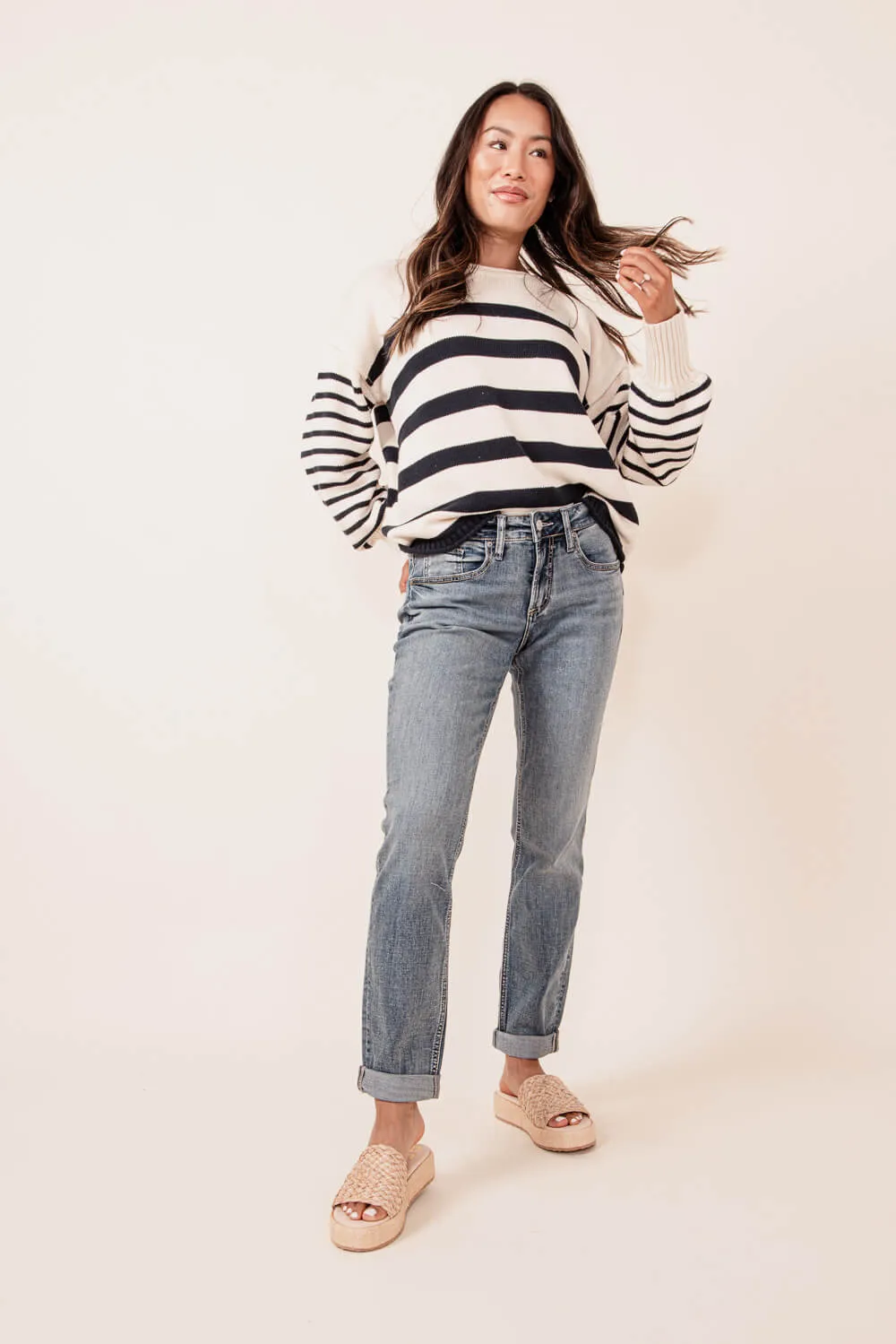 Silver Jeans Mid Rise Slim Luxe Stretch Boyfriend Jeans for Women | L27101CVS208