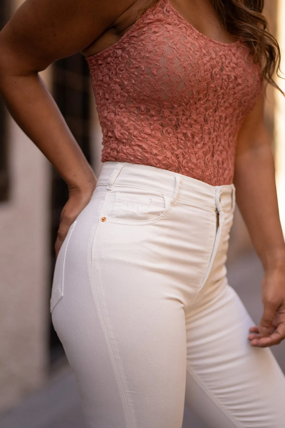 SKINNY HIGH RISE - WHITE