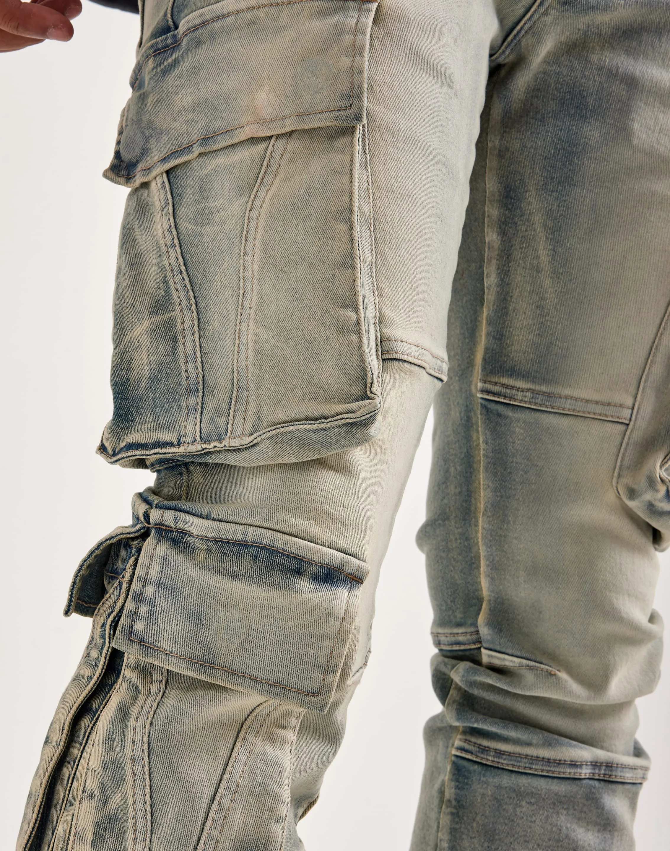 Smoke Rise Utility Pocket Cargo Jeans