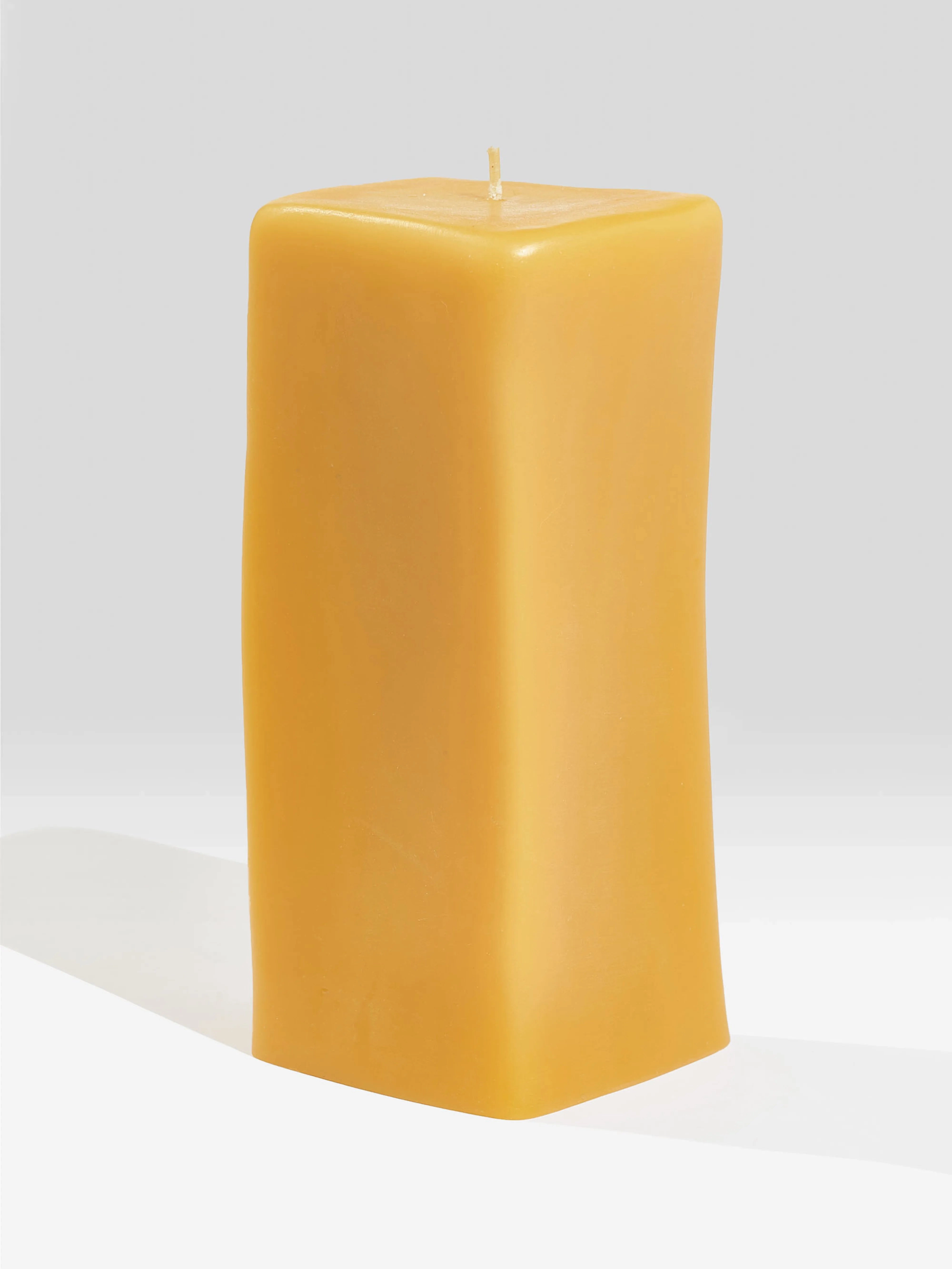 XL Pilar Candle (232 / W / BEIGE)